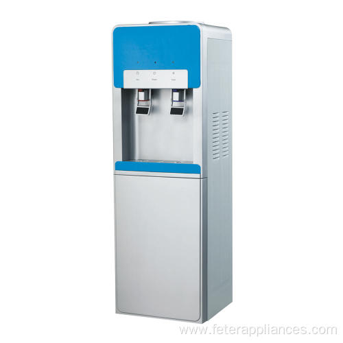 Superior standing type water dispenser